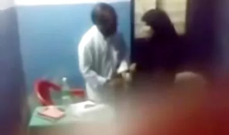 بعد از عکس گرفتن تصمیم گرفتیم روی دوربین فیلمسکسی فول اچ دی لعنتی کنیم