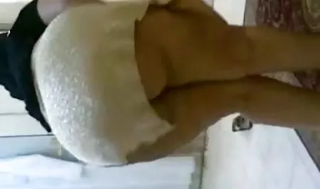 پستانک با تاتو الاغ را فیلم سکسی کیفیت اچ دی لیس می زند و صورت را تقسیم می کند