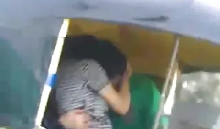 زن به پسر جوان آموزش می دانلود رایگان فیلم سکسی اچ دی دهد که لعنتی کند